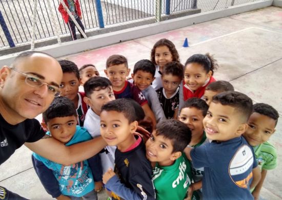 Escola 360 promove aulas de iniciação esportiva na EPG Mauro Roldão