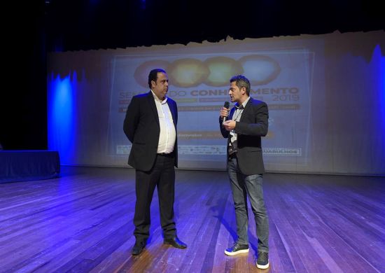 Semana do Conhecimento começa no Adamastor Centro