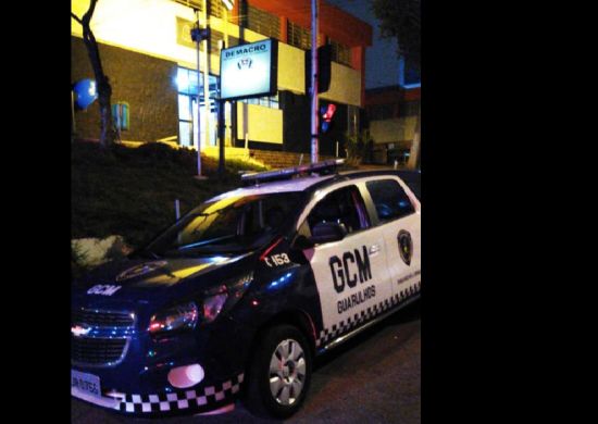 GCM socorre mulher vítima de agressões em rua no Gopoúva