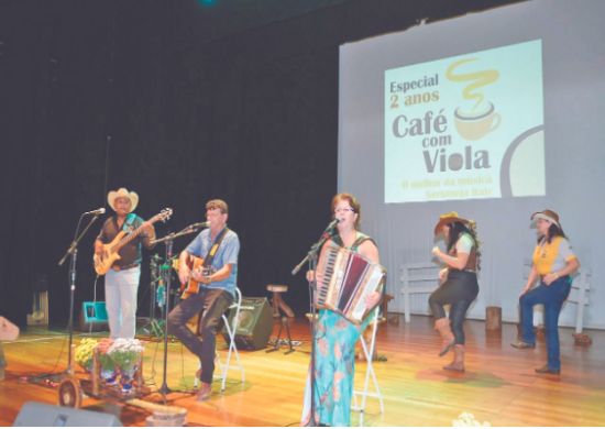 Teatro do CEU Ponte Alta apresenta Café com Viola no domingo