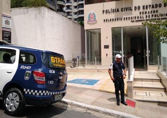GCM flagra homem agredindo mulher em via pública no Gopoúva