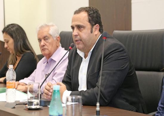 ACE-Guarulhos informa sobre o funcionamento do expediente durante as festas de fim de ano
