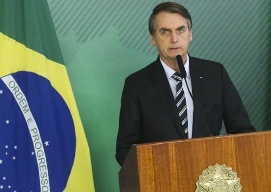Ataque dos EUA impactará no preço dos combustíveis, diz Bolsonaro