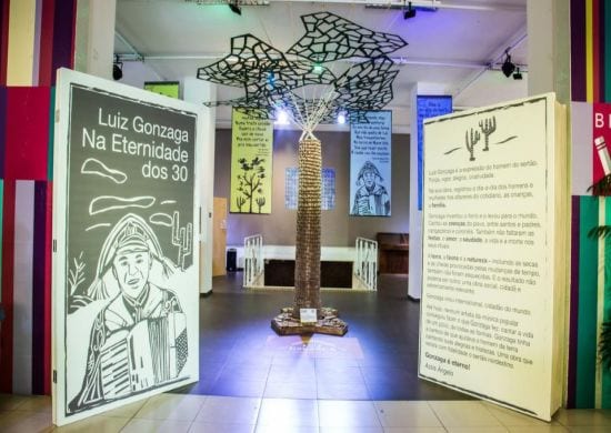 Exposição no Adamastor celebra a memória de Luiz Gonzaga, o Rei do Baião