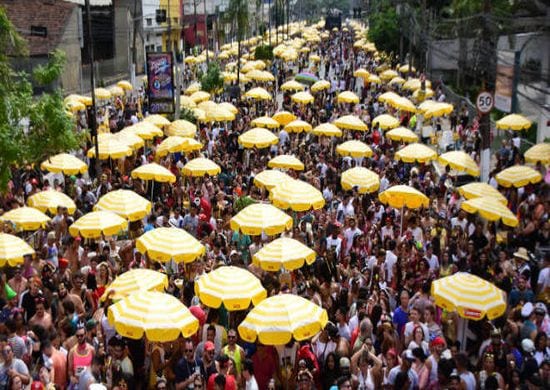 Moradores reclamam e prefeitura cancela Carnaval em rua de SP