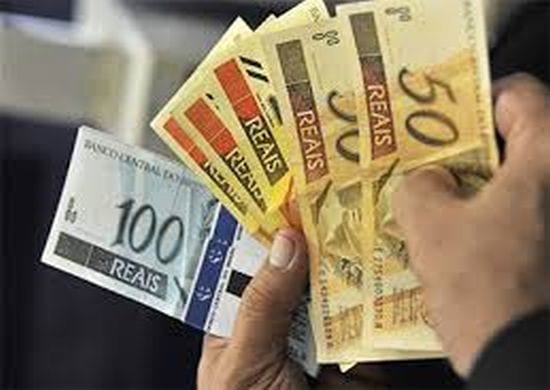 CORONAVÍRUS: Governo antecipa pagamento do 13º para aposentados