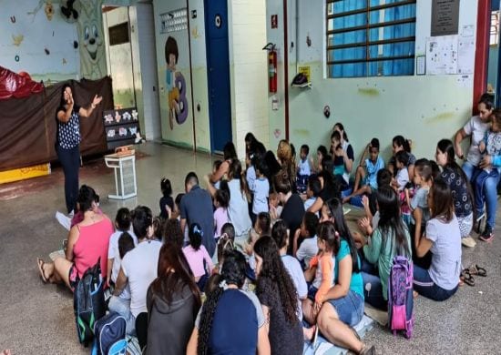 EPG Tia Carmela recebe projeto de contação de histórias