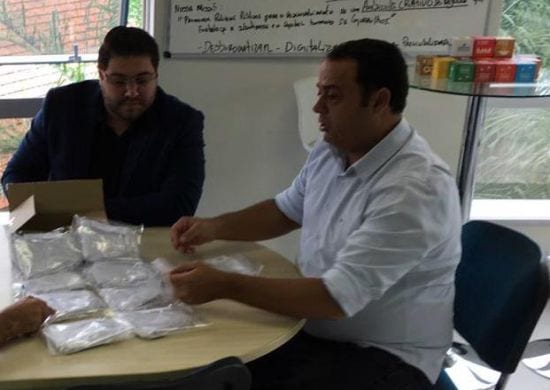Prefeitura recebe doação de máscaras cirúrgicas de empresa guarulhense