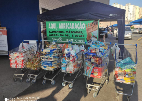 Campanha de arrecadação de donativos ACE/Rotary recebe mais de 2 toneladas em um dia