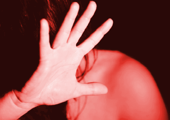 Veja como registrar casos de violência doméstica pela Delegacia Eletrônica