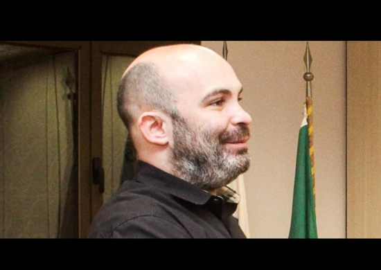 Ex-subsecretário de saúde é preso acusado de fraude em compra de respiradores no RJ