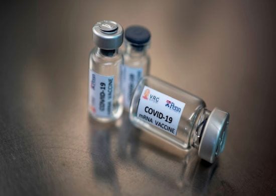 COVID19 – Vacina de Oxford pode ser distribuída este ano, diz Astrazeneca