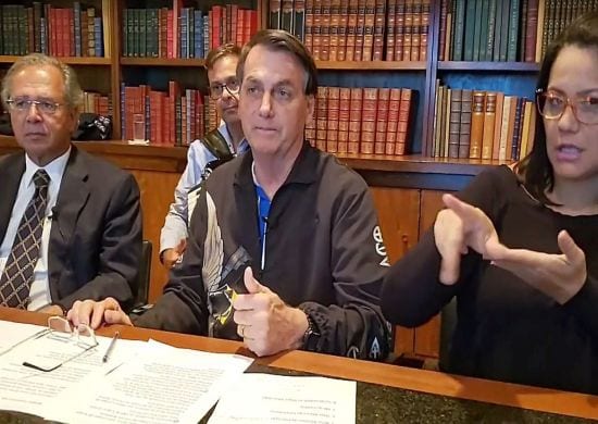 Bolsonaro: auxílio deve ter novas parcelas de R$ 500, R$ 400 e R$ 300