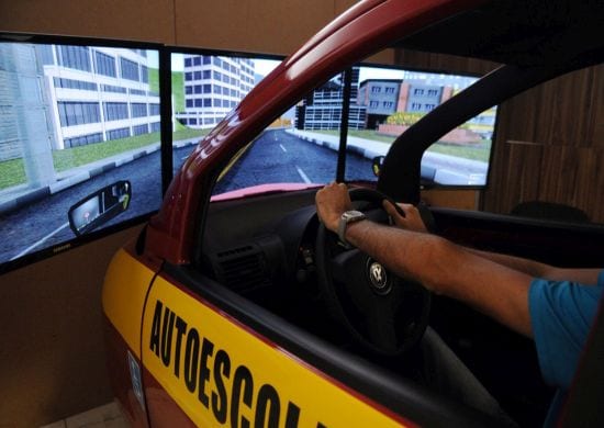 Detran-SP volta a agendar provas práticas de direção