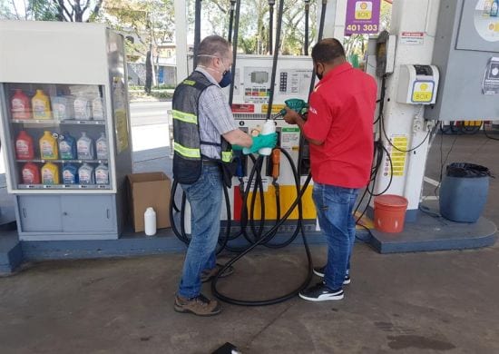 Megaoperação De Olho na Bomba fiscaliza 171 postos de combustíveis em todo o Estado