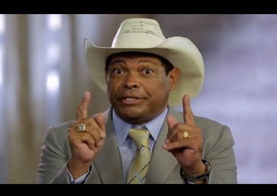 Justiça determina penhora das contas do apóstolo Valdemiro Santiago