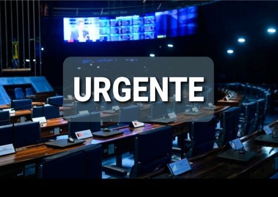 Senado derruba veto que impedia reajuste a servidores da saúde