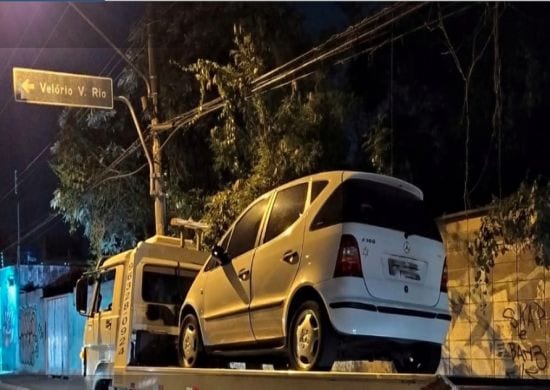 PM apreende carro em Guarulhos com mais de meio milhão de reais em multas