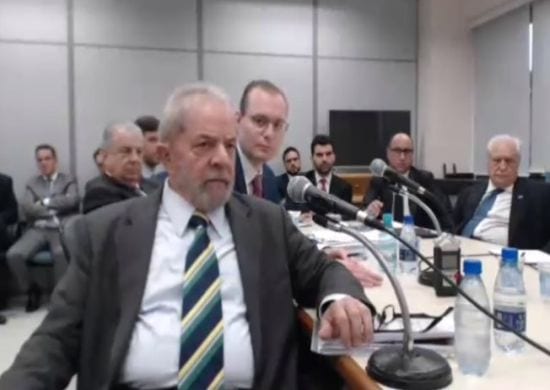 Advogados de Lula são alvos de operação da Lava Jato