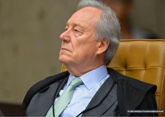 STF dá 48 horas para Ministro da Saúde informar datas de vacinação