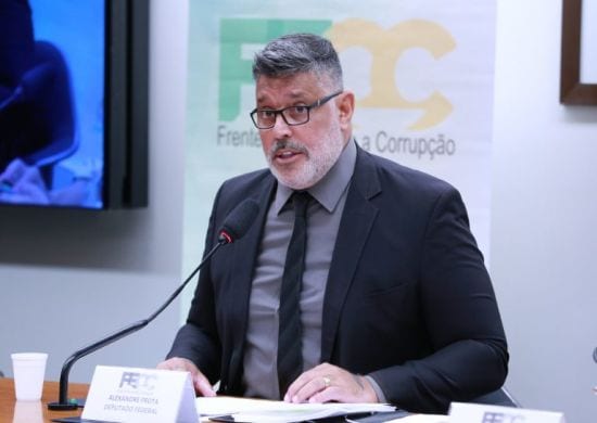 Frota propõe proíbir expedição de alvará de soltura durante final de semana