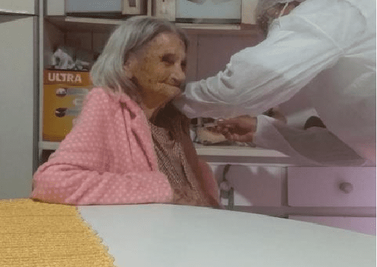 Guarulhos: Vacinação de idosos com mais de 85 anos prossegue nesta sexta-feira
