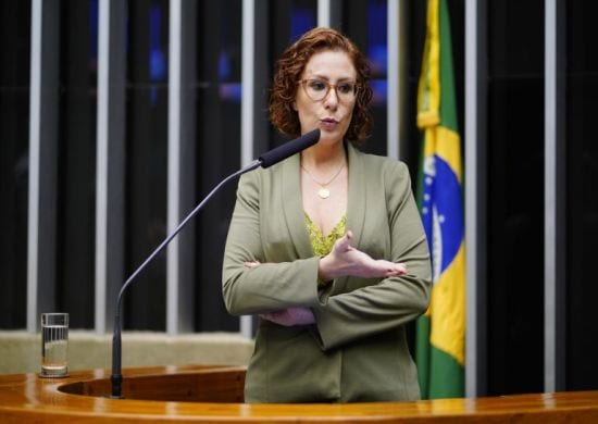 PL de Carla Zambelli exige exame de corpo de delito para permissão de aborto
