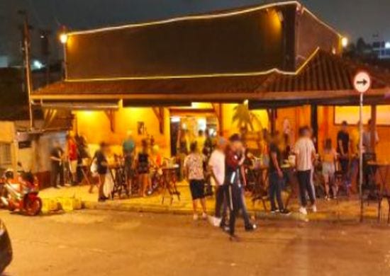 Prefeitura autua 17 estabelecimentos no primeiro fim de semana com restrições de circulação
