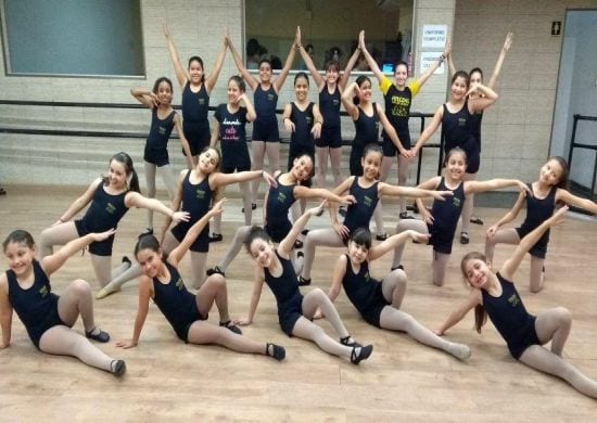 OportuniDANÇA oferece aulas gratuitas de ballet a crianças e adultos