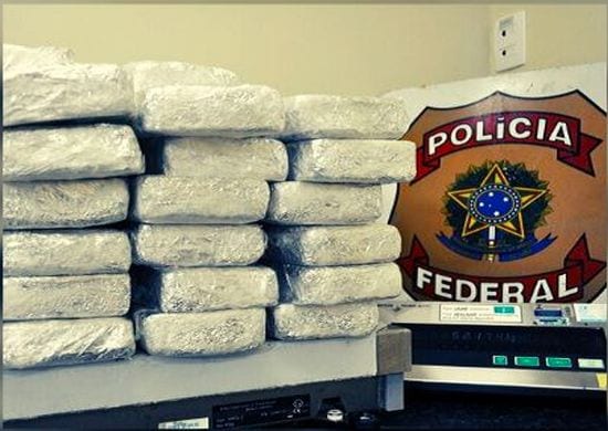 PF prende quatro pessoas no aeroporto de Guarulhos com drogas nas bagagens