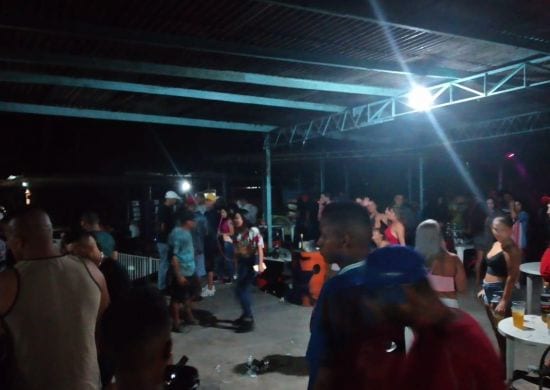 GCM encerra festa clandestina com 300 pessoas no Jardim Bananal nesta madrugada