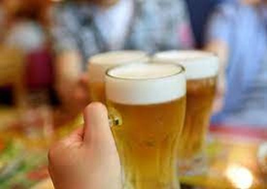 Estado americano promete dar cerveja de graça a quem se vacinar