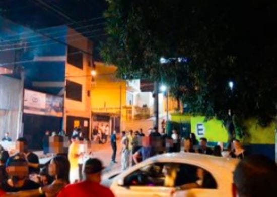Prefeitura autua bar que realizava festa com aglomeração na região central