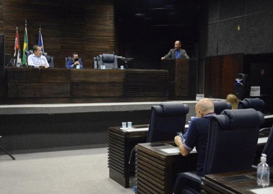 Contratação de empresa de consultoria gera debates em reunião da CEE da Proguaru