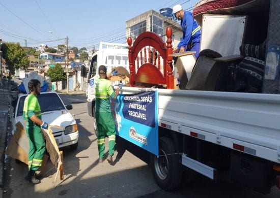 Cata-Treco recolhe móveis velhos e outros inservíveis em sete bairros neste sábado em Guarulhos