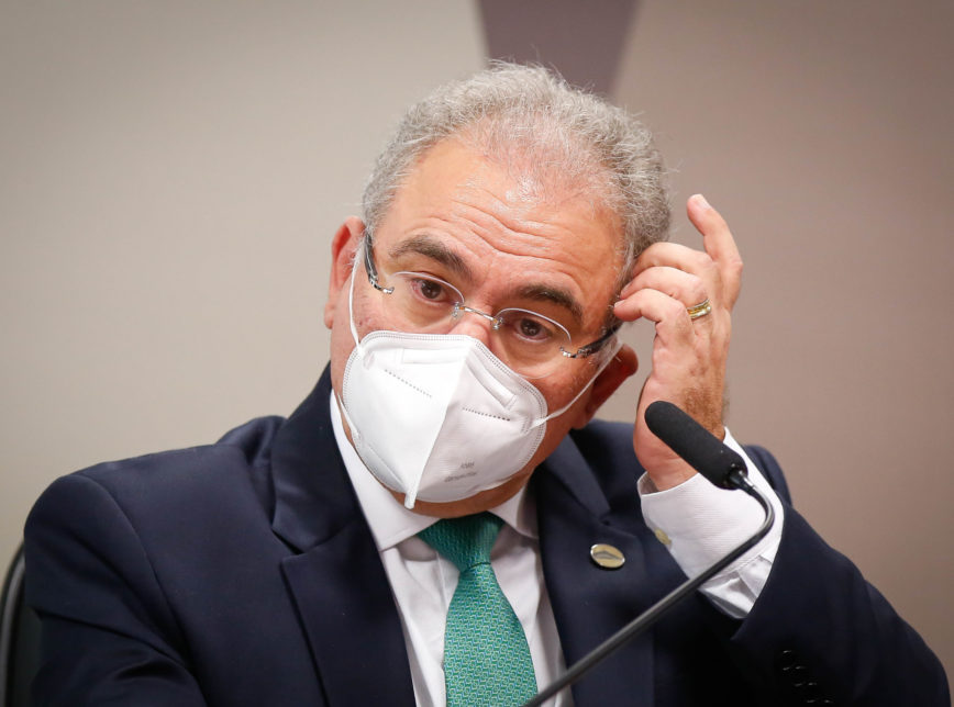 Ministro da saúde anuncia 3ª dose da vacina contra Covid para 15 de setembro