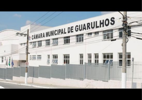 Justiça determina suspensão de benefícios de servidores da Câmara de Guarulhos