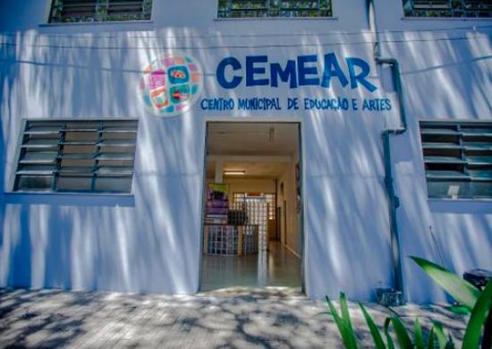 Cemear abre inscrições para cursos gratuitos de línguas estrangeiras, música e dança