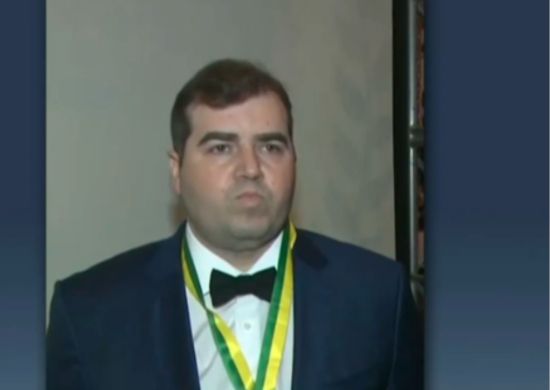 Adolescente que matou pai para defender a mãe vai responder em liberdade