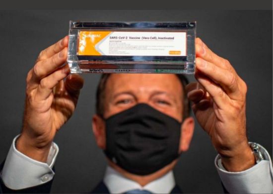 Anvisa rejeita uso de CoronaVac para crianças e adolescentes