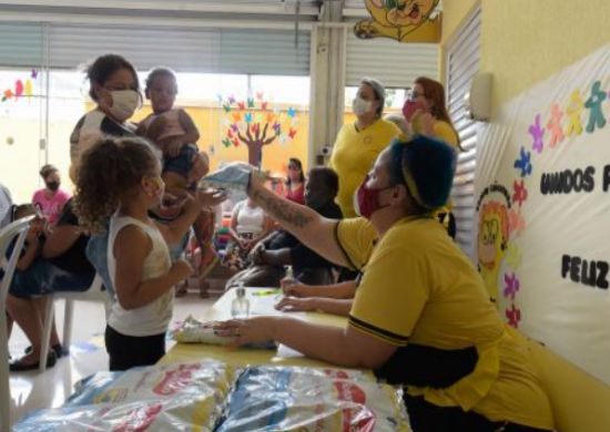 Prefeitura de Guarulhos divulga cronograma de entrega do programa Leite em Casa