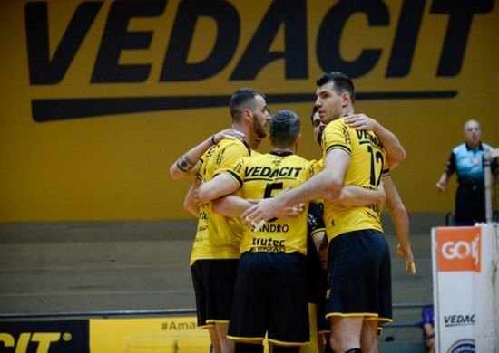 Vedacit Vôlei Guarulhos estreia na semi-final do Paulista com torcida na Ponte Grande