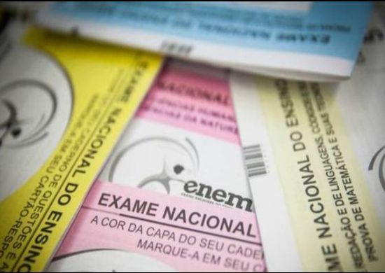 PF faz operação contra suspeitas de corrupção em gráficas do Enem