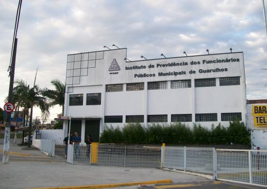 Ipref disponibiliza posto de atendimento presencial para recadastramento de servidores