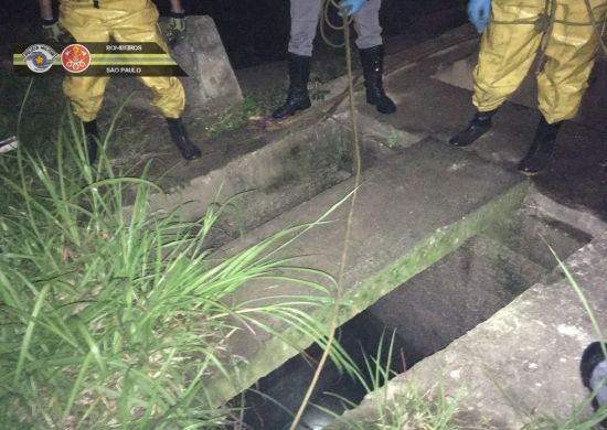 Menino de 10 anos morre após cair em córrego em Guarulhos