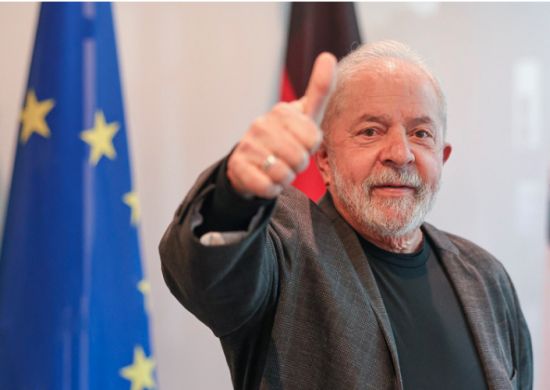 Justiça arquiva caso do triplex do Guarujá envolvendo o ex-presidente Lula