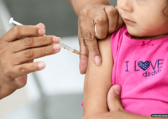 Vacinação de crianças contra sarampo e influenza começa em 4 de abril