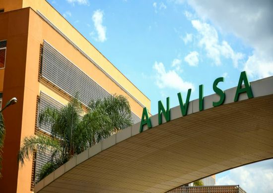 Anvisa recebe o primeiro pedido de vacina contra covid recombinante