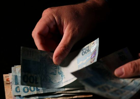 Nascidos de 1968 a 1983 podem sacar valores esquecidos
