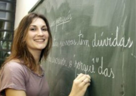 Governo de SP autoriza pagamento retroativo do piso nacional a professores estaduais